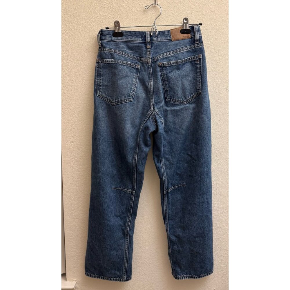 Madewell The Curvy Darted Barrel Leg Jean in Irmo Wash - Picture 5 of 10